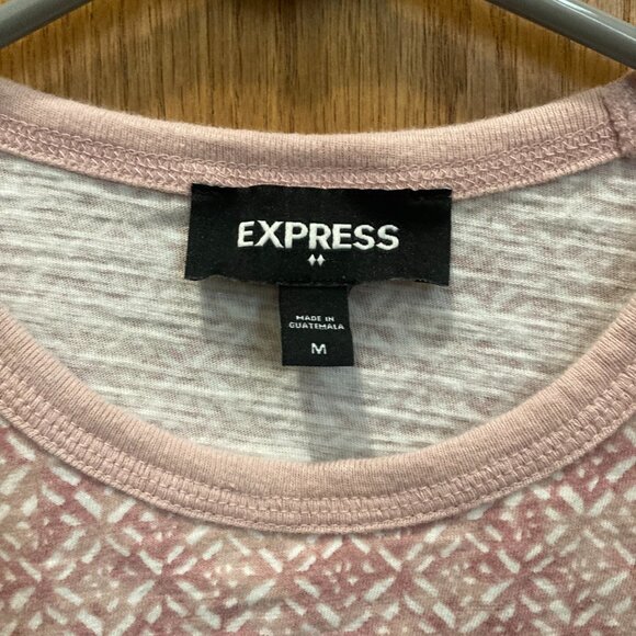Express Pink Patterned Crew Neck T-Shirt - M - Picture 3 of 4